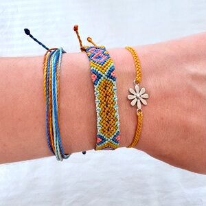 Pura Vida March 2019 bracelet club set